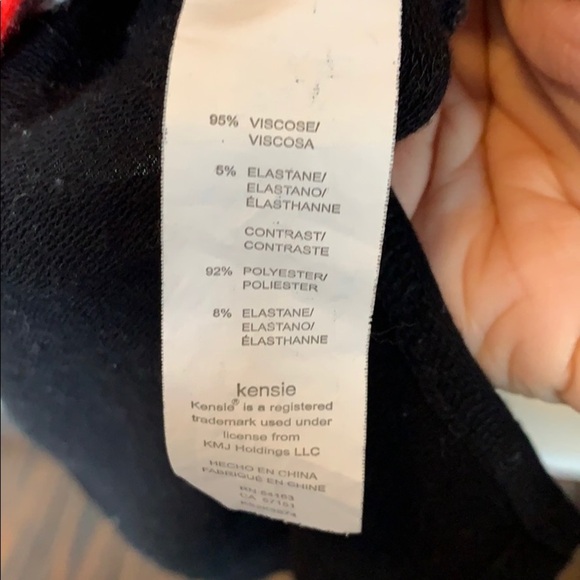 Kensie lightweight long sleeve top, back is black - Picture 4 of 4